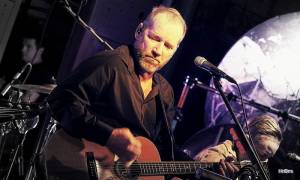LIVE: David Koller se zabydlel v Jazz Docku, vyprodal čtyři akustické koncerty