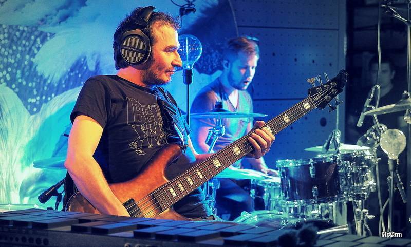 LIVE: David Koller se zabydlel v Jazz Docku, vyprodal čtyři akustické koncerty