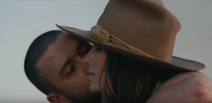 RECENZE: Justin Timberlake zapustil kořeny a složil kult své doby