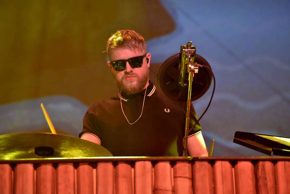 LIVE: Caro Emerald přijela poprvé do Prahy. Ve Foru Karlín rozpoutala swingovou horečku