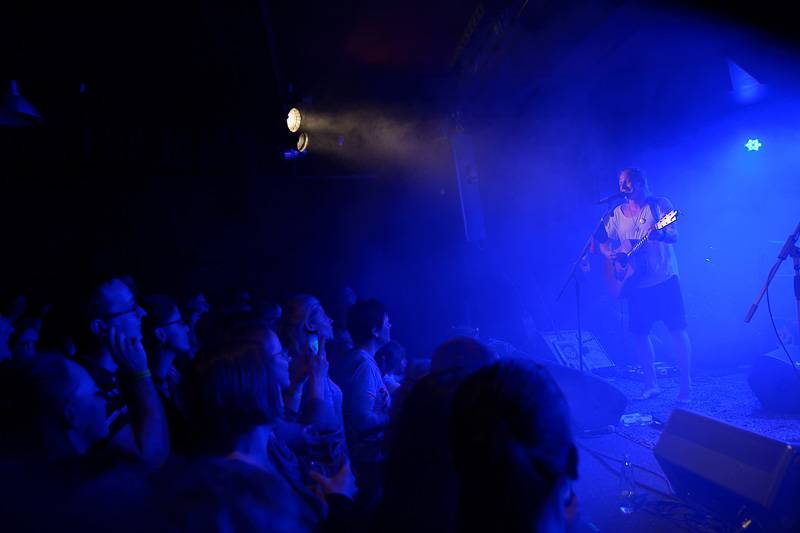 LIVE: Zásluhou Tomáše Kluse si byli lidé v Českých Budějovicích blíž