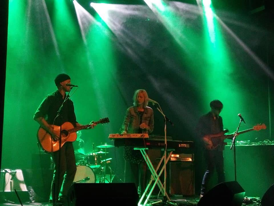 LIVE: Žižkovská noc vsadila na klubová esa i neokoukané tváře. Lákali Hentai Corporation, Zrní i Vypsaná Fixa