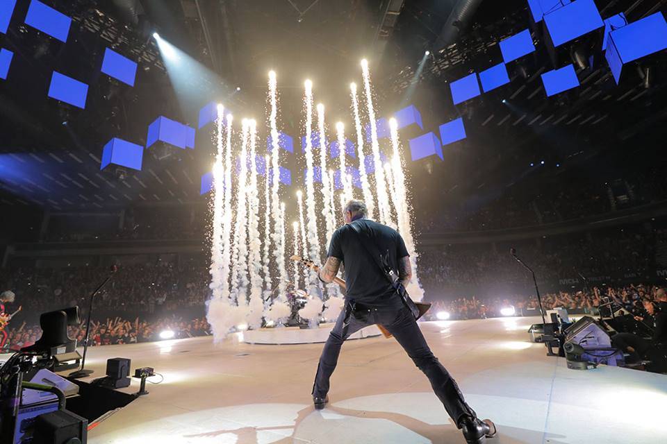 LIVE: Metallica v Praze - Velikonoční nadílka v podobě Jožina z bažin