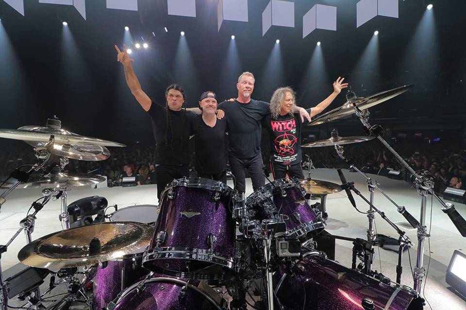 LIVE: Metallica v Praze - Velikonoční nadílka v podobě Jožina z bažin