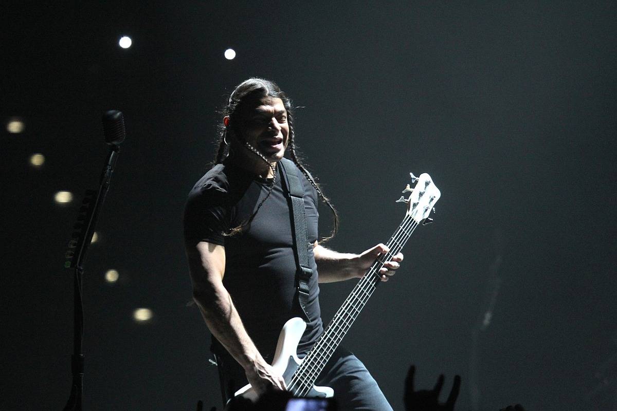 LIVE: Metallica v Praze - Velikonoční nadílka v podobě Jožina z bažin