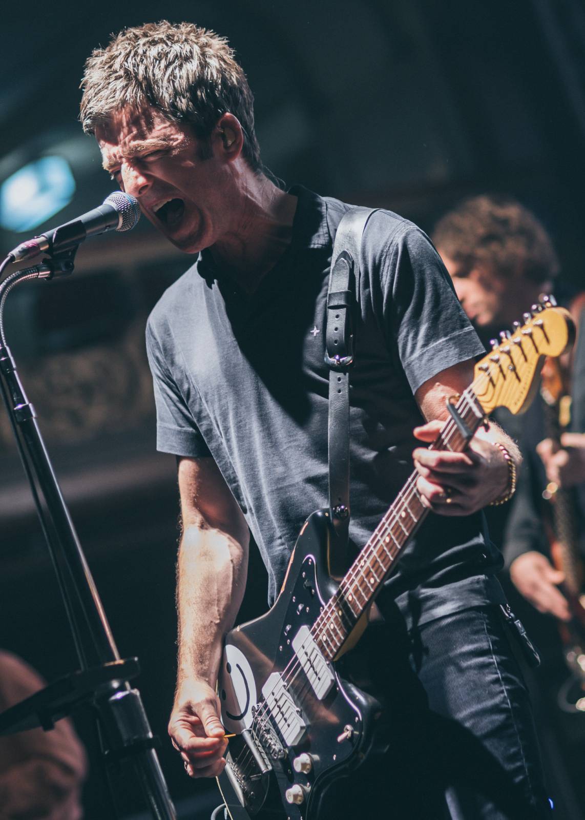LIVE: Noel Gallagher s High Flying Birds předvedl poctivou show, došlo i na dámu s nůžkami