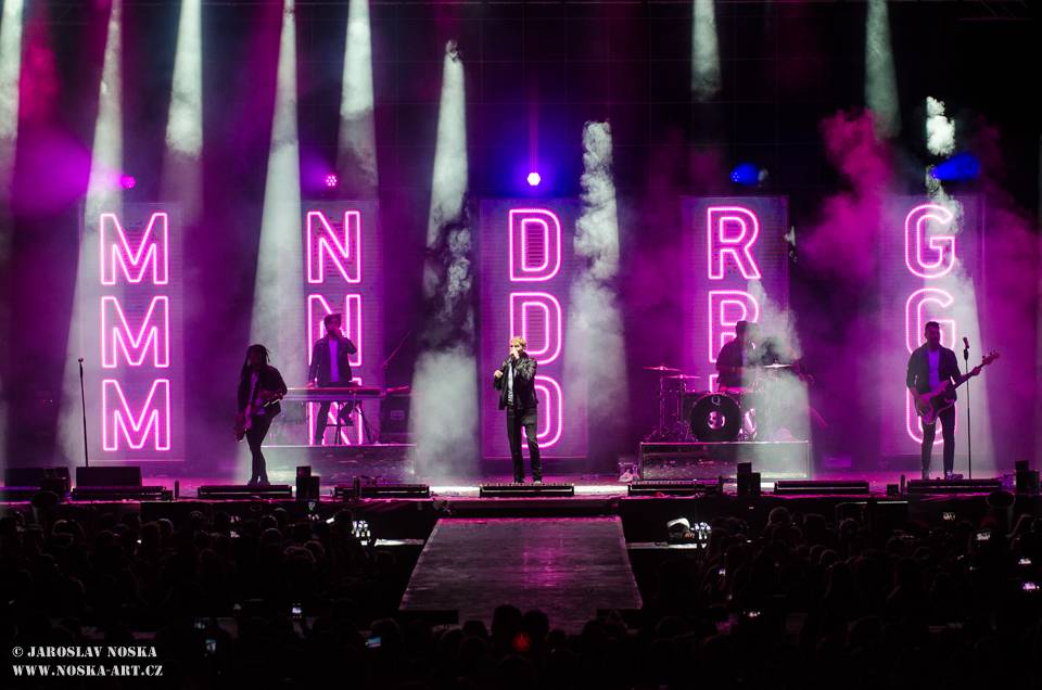 TOP 7 NEJ Pražského Majálesu: Tomáš Klus pozval na pódium rodinu, Vypsaná Fixa vyburcovala fanoušky k přelezení zábran