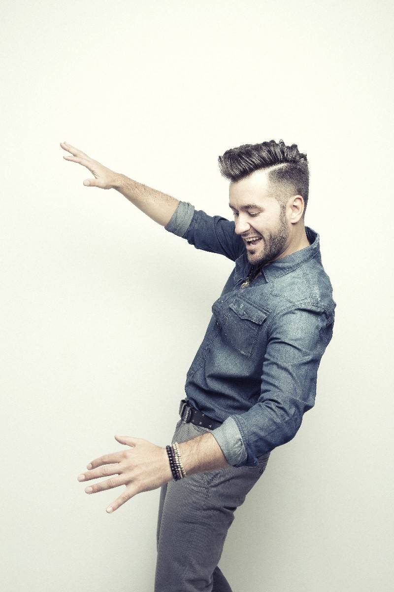 RECENZE: Marek Ztracený stoupá se svým novým albem Vlastní svět vzhůru