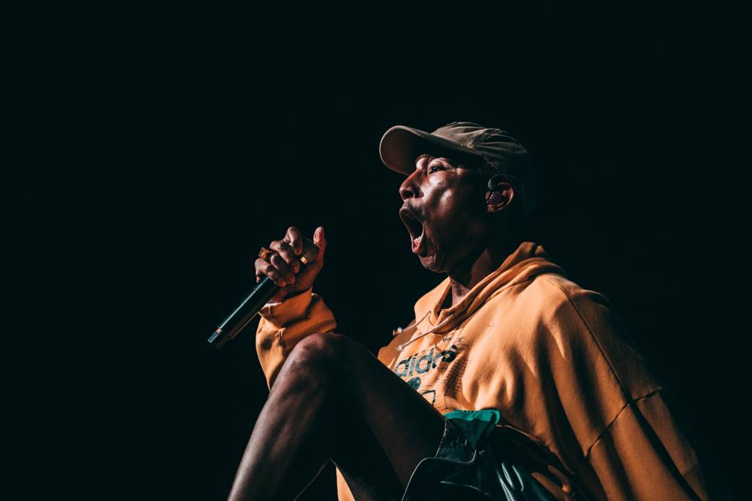 LIVE: První den Colours Of Ostrava - George Ezra zaujal pop-folkem, Pharrell Williams s N.E.R.D. bavili tanečky