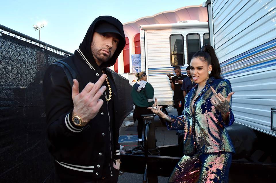 RECENZE: Eminem vás na nové desce Kamikaze praští rovnou do obličeje