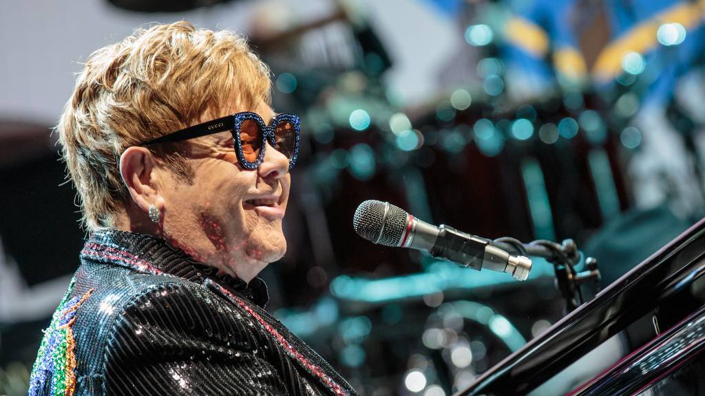 LIVE: Elton John se v Praze navždy rozloučil jako pravá legenda