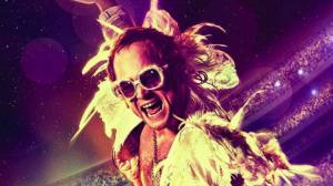 RECENZE: Film Rocketman, zběsilý muzikál o životě Eltona Johna