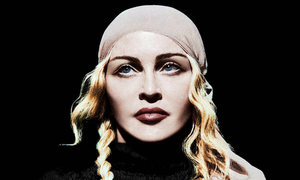 RECENZE: Madonna jako tajná agentka Madame X nabízí instantní zážitek na jeden poslech