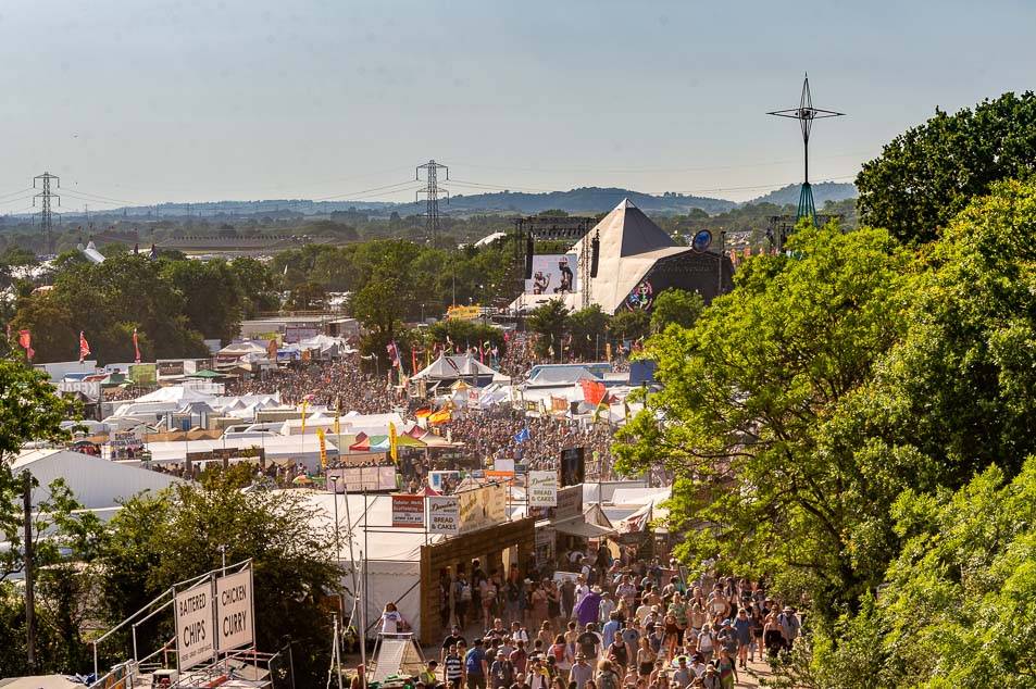 LIVE: Glastonbury, den první: Jaké je to být na nejlepším festivalu na světě?