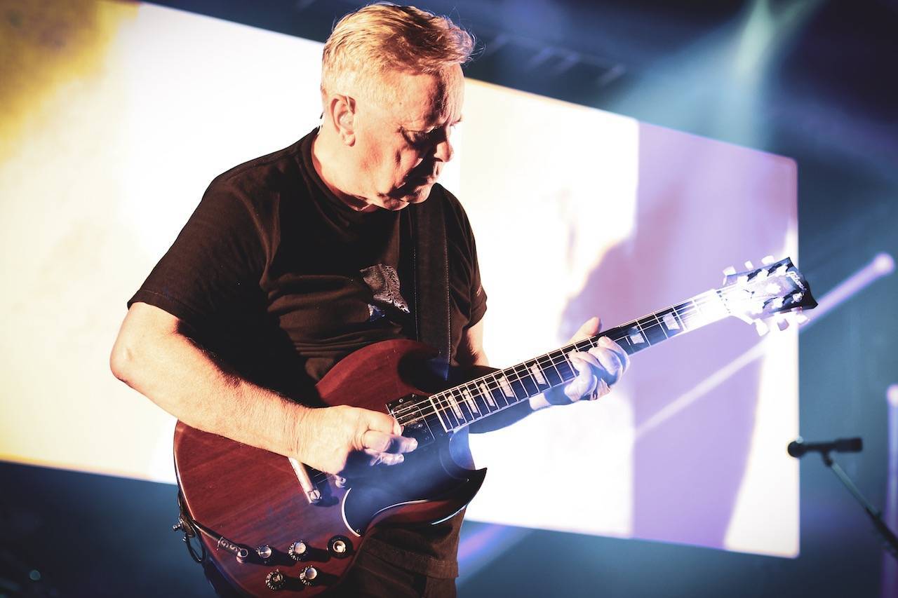 LIVE: New Order ve Foru Karlín - Nové pořádky se starou radostí