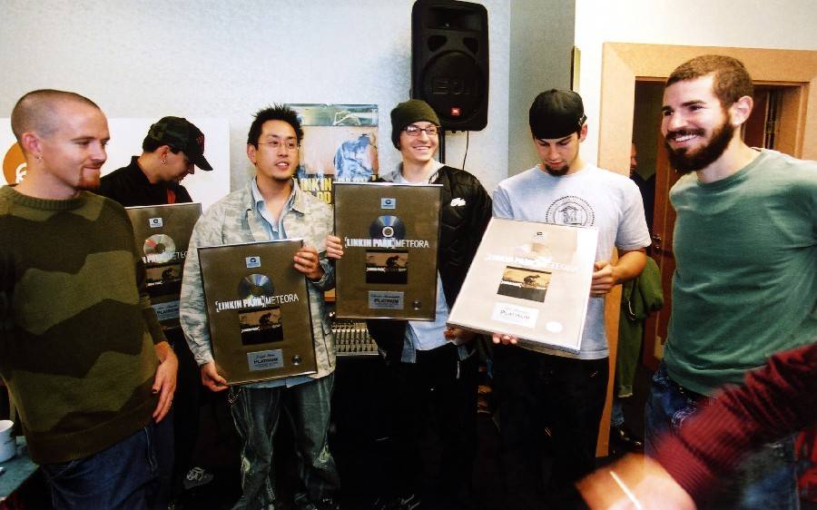 RETRO: Cvrkot na ovále. Linkin Park v Brně dokázali, že patří na špičku