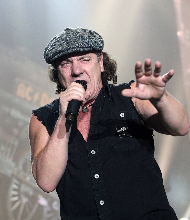 RETRO: AC/DC ve Vídni? Důchodci ve stejnokrojích a nealkoholické pivo. Po střetu dvou světů následoval rock’n’roll