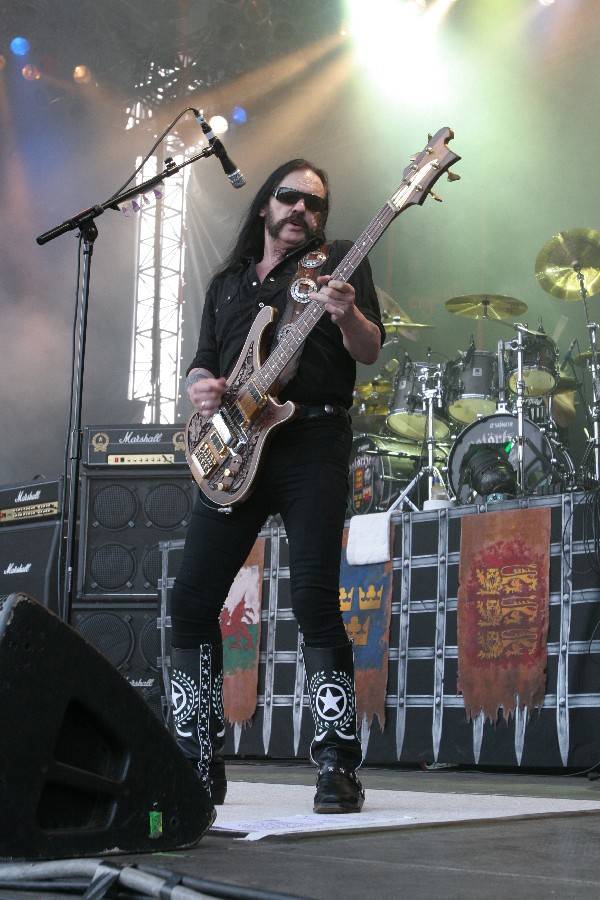 RETRO: Motörhead v Brně. Lemmy nastoupil před pluk zesilovačů značky Marshall