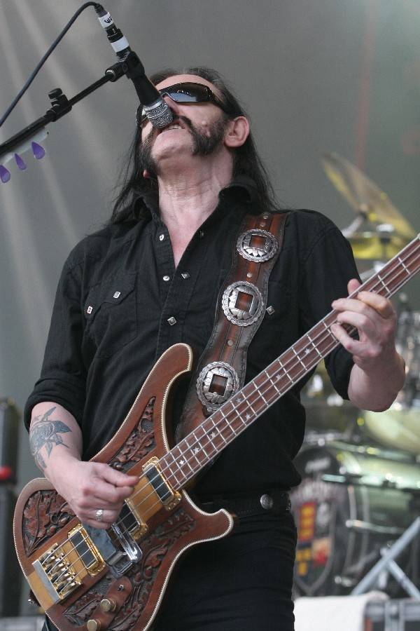 RETRO: Motörhead v Brně. Lemmy nastoupil před pluk zesilovačů značky Marshall