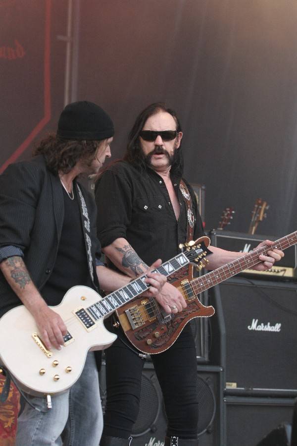 RETRO: Motörhead v Brně. Lemmy nastoupil před pluk zesilovačů značky Marshall