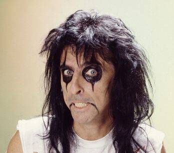 RECENZE: Alice Cooper vrací lesk rodnému Detroitu
