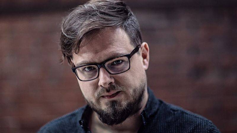 RECENZE: David Stypka se na albu Dýchej loučí jinak, než bychom čekali