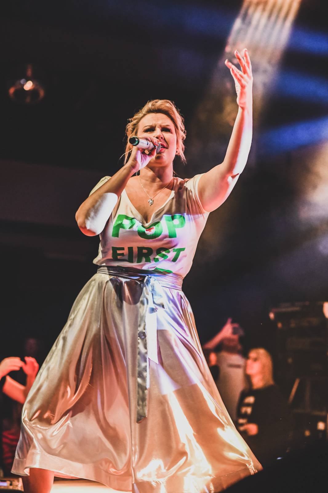 LIVE: Monkey Business ve strhující show pokřtili sólové album Romana Holého, na pódiu se objevili i Adam Mišík a Ondřej Pivec