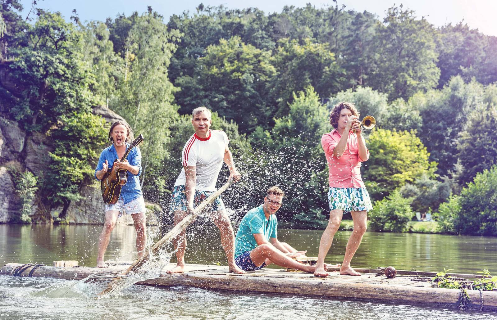 RECENZE: Mig 21 dávají okusit osvědčený a chutný Džus noci