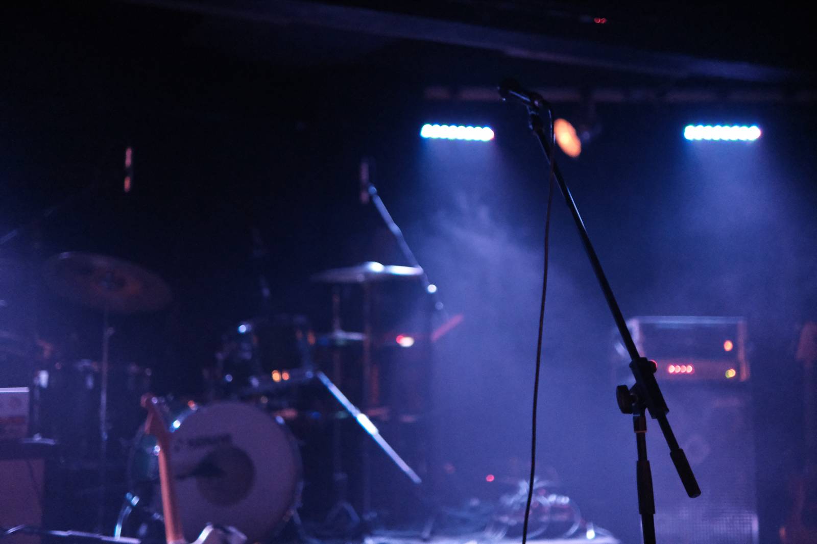 LIVE: Deaf Heart a The Silver Spoons rozjeli v ostravském Barráku pořádný rokenrolový večírek