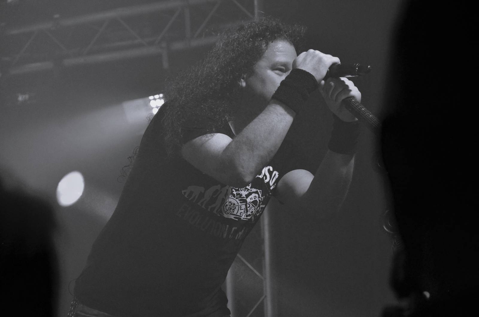 LIVE: Provizorní obývák i ztracená redukce. Arakain přijel do Krnova