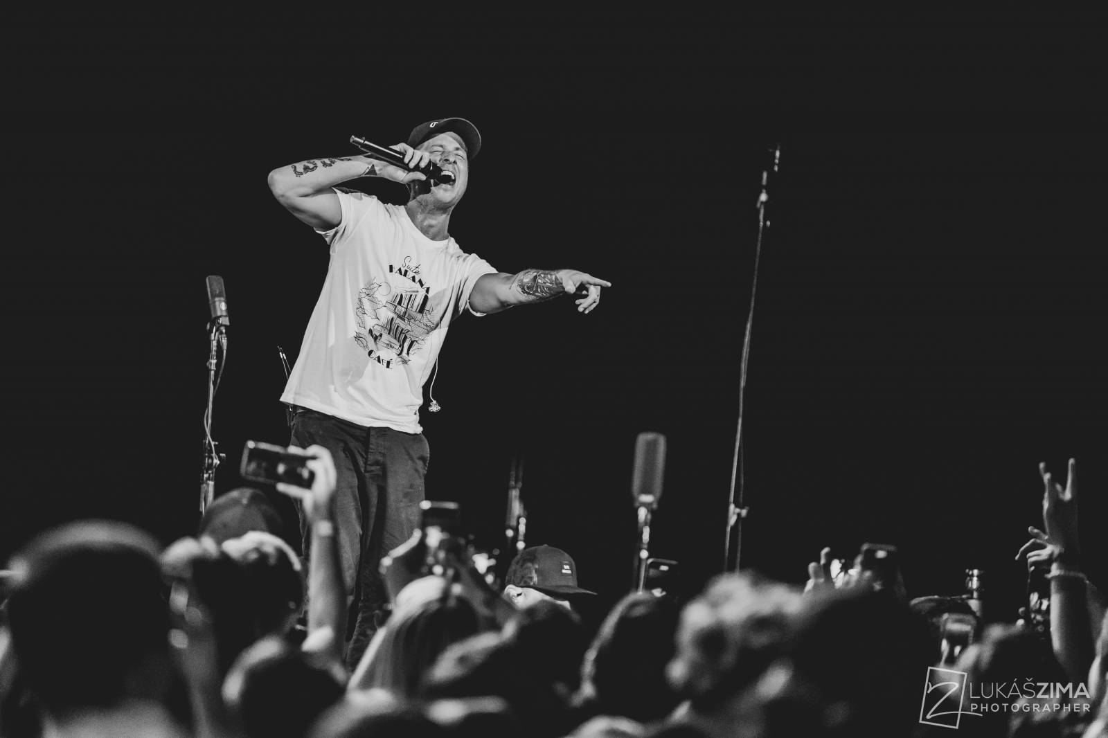 LIVE: Charismatičtí OneRepublic se vrátili do Prahy. O2 areně představili desku Human, nezapomněli ani na osvědčené hity 