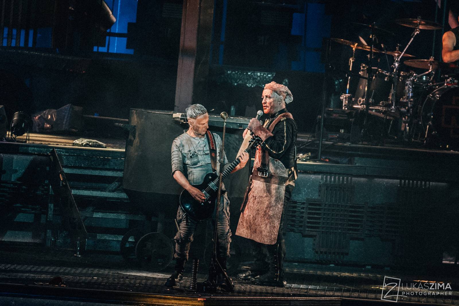 LIVE: Rammstein rostli a rostli, až nakonec přerostli i Letňany