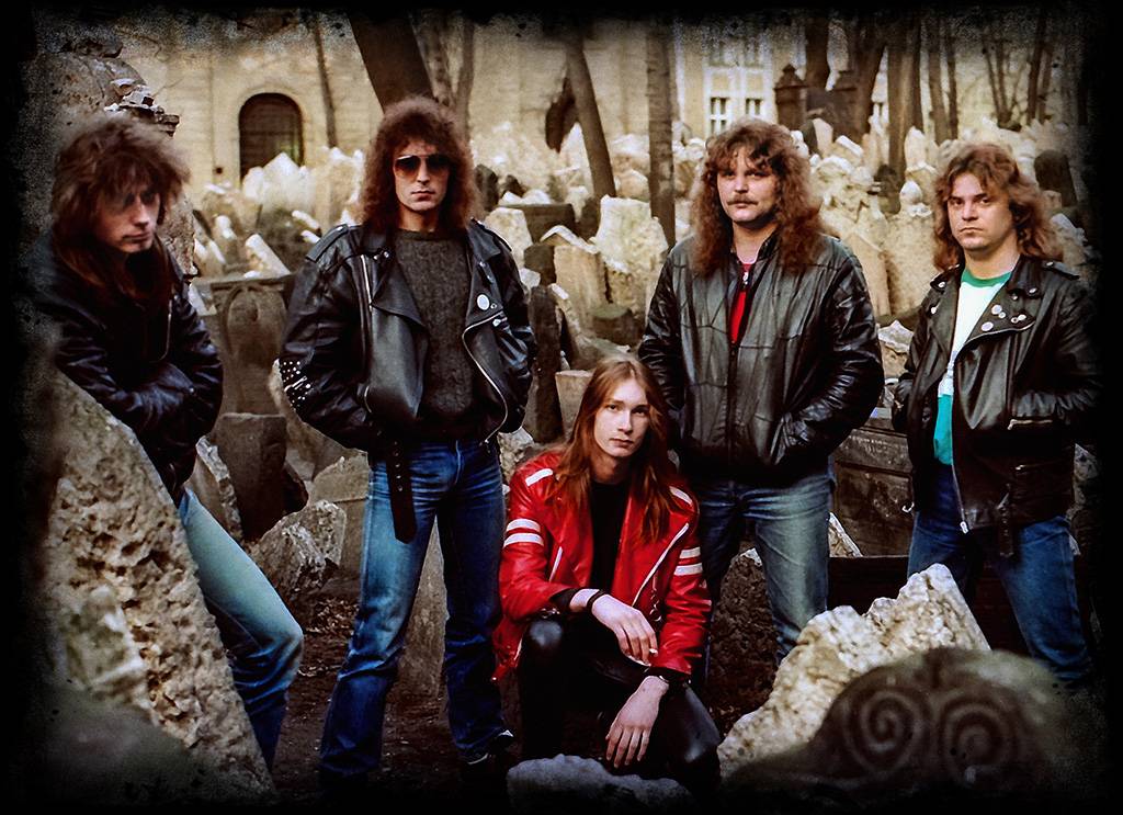 RECENZE: Arakain reedicí Schizofrenie pokračuje v oprašování historie