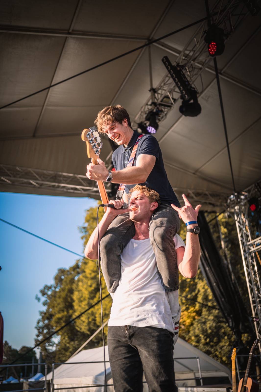 LIVE: Ewa Farna sršela v Hodoníně energií, bavila i Kateřina Marie Tichá