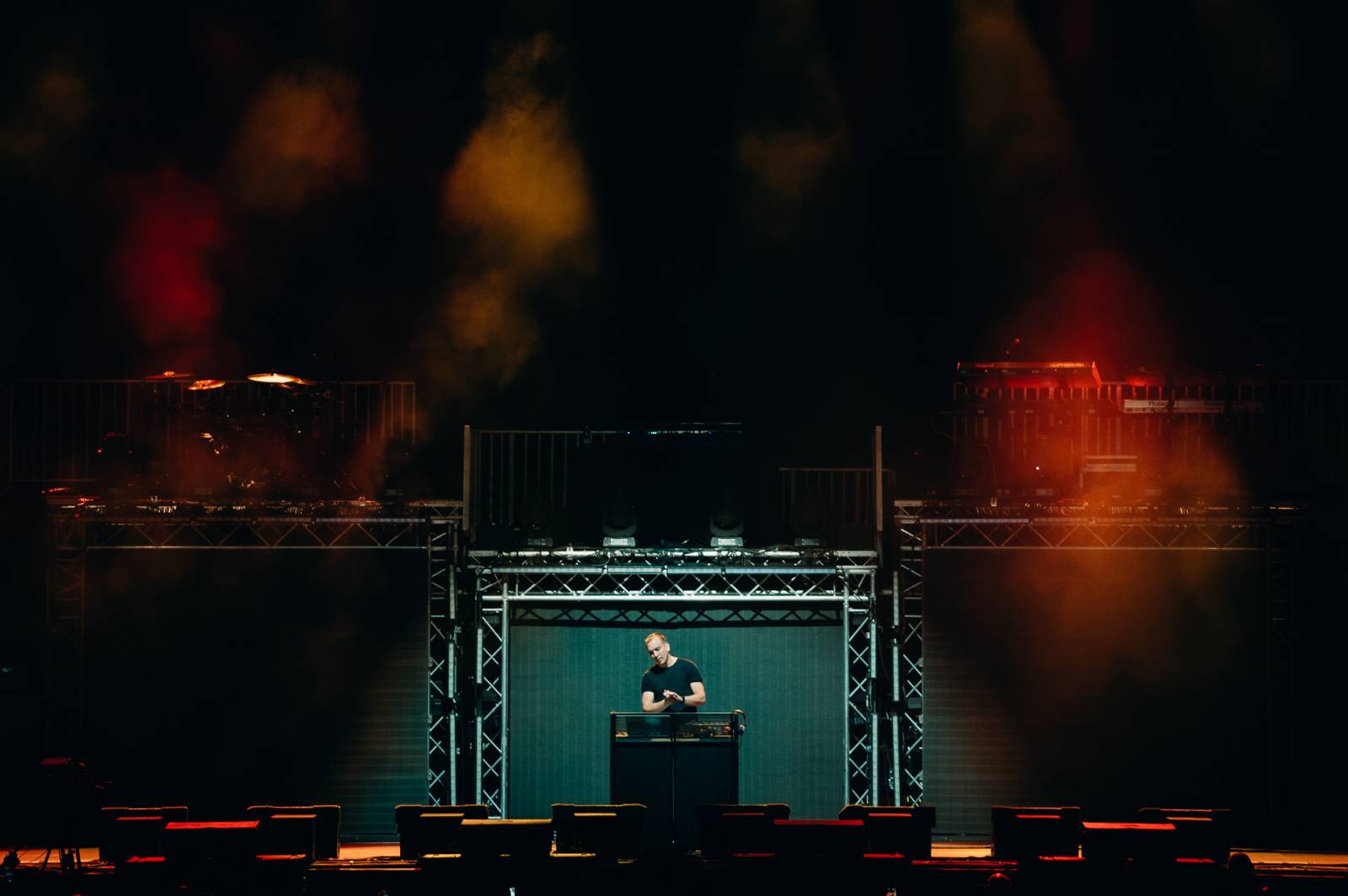 LIVE: 50 Cent zbořil pražskou O2 arenu svou megalomanskou show