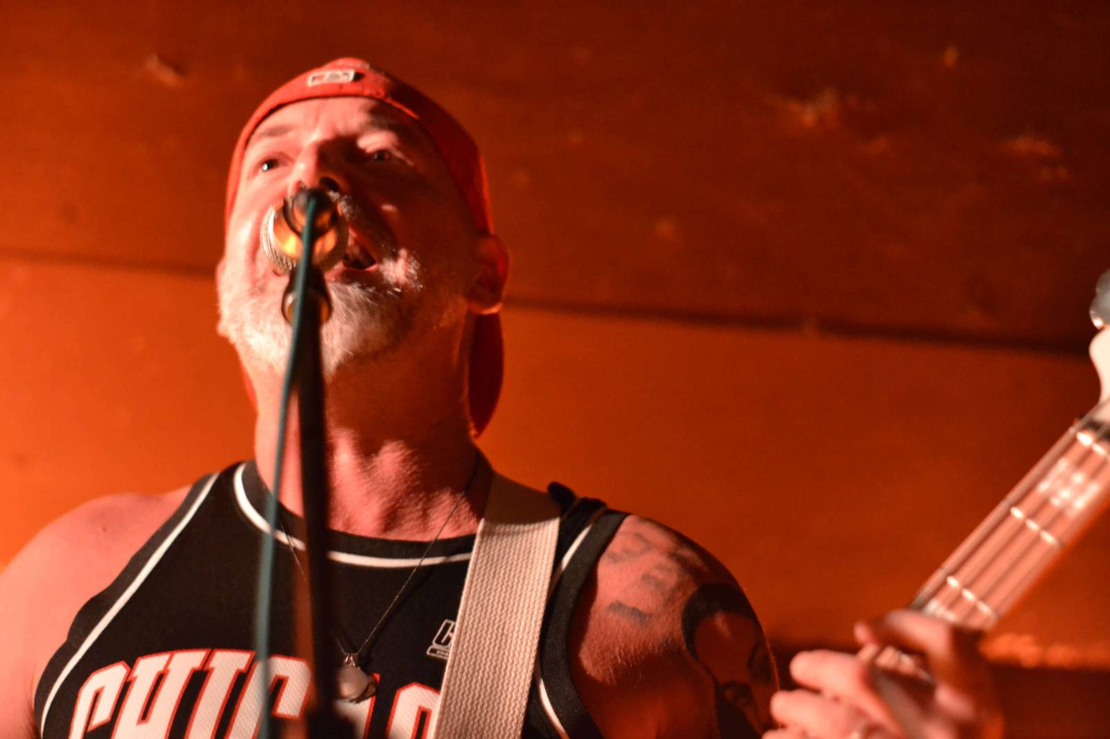 LIVE: Freak Power roztančili pražské Rock Café, za nemocnou vokalistku zaskočila Tereza Černochová