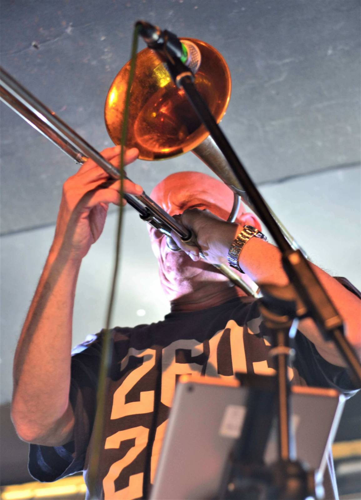 LIVE: Freak Power roztančili pražské Rock Café, za nemocnou vokalistku zaskočila Tereza Černochová