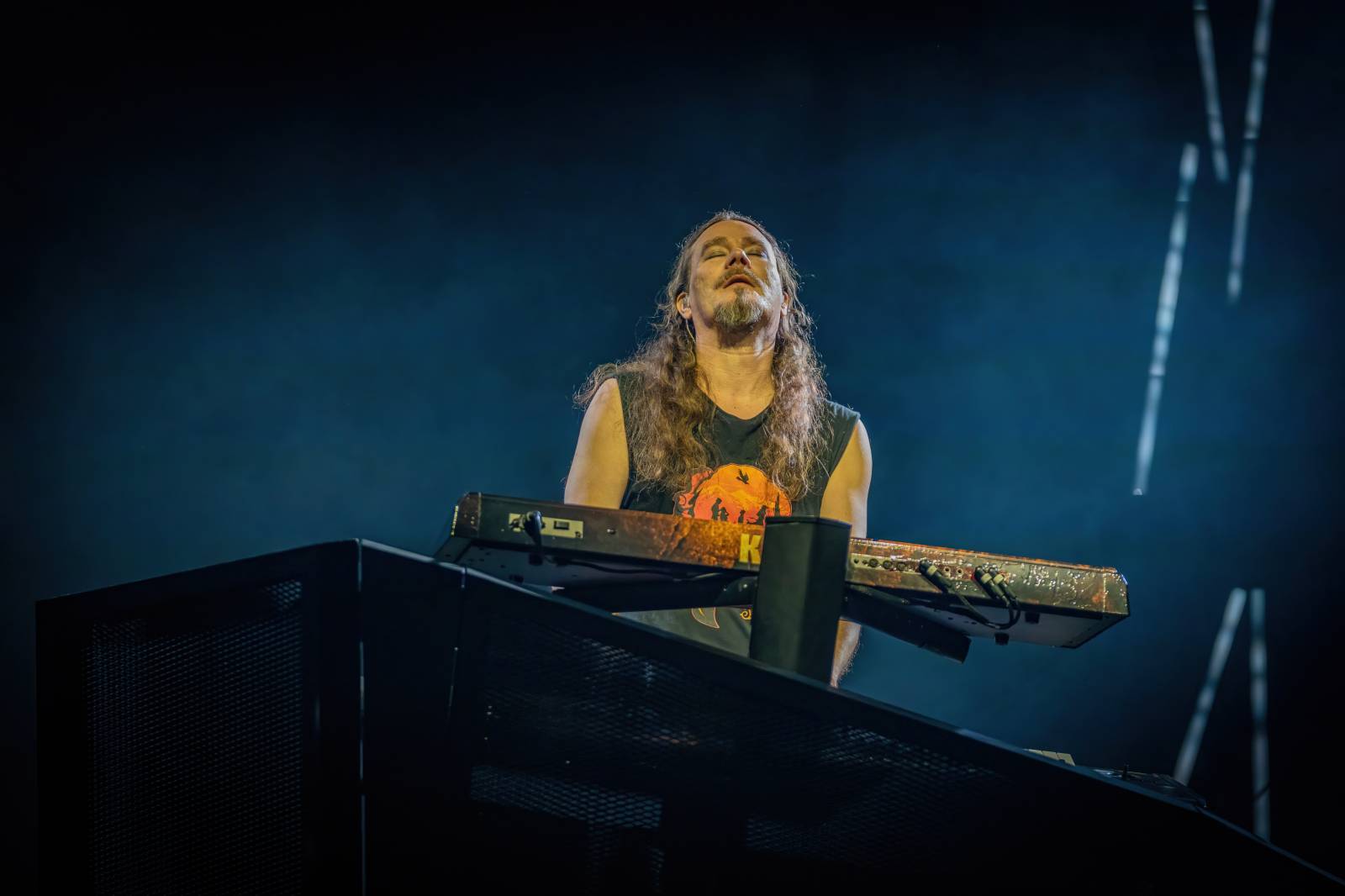 LIVE: Nightwish předvedli show plnou efektů a vizuálních příběhů, objevily se v nich i pražské památky