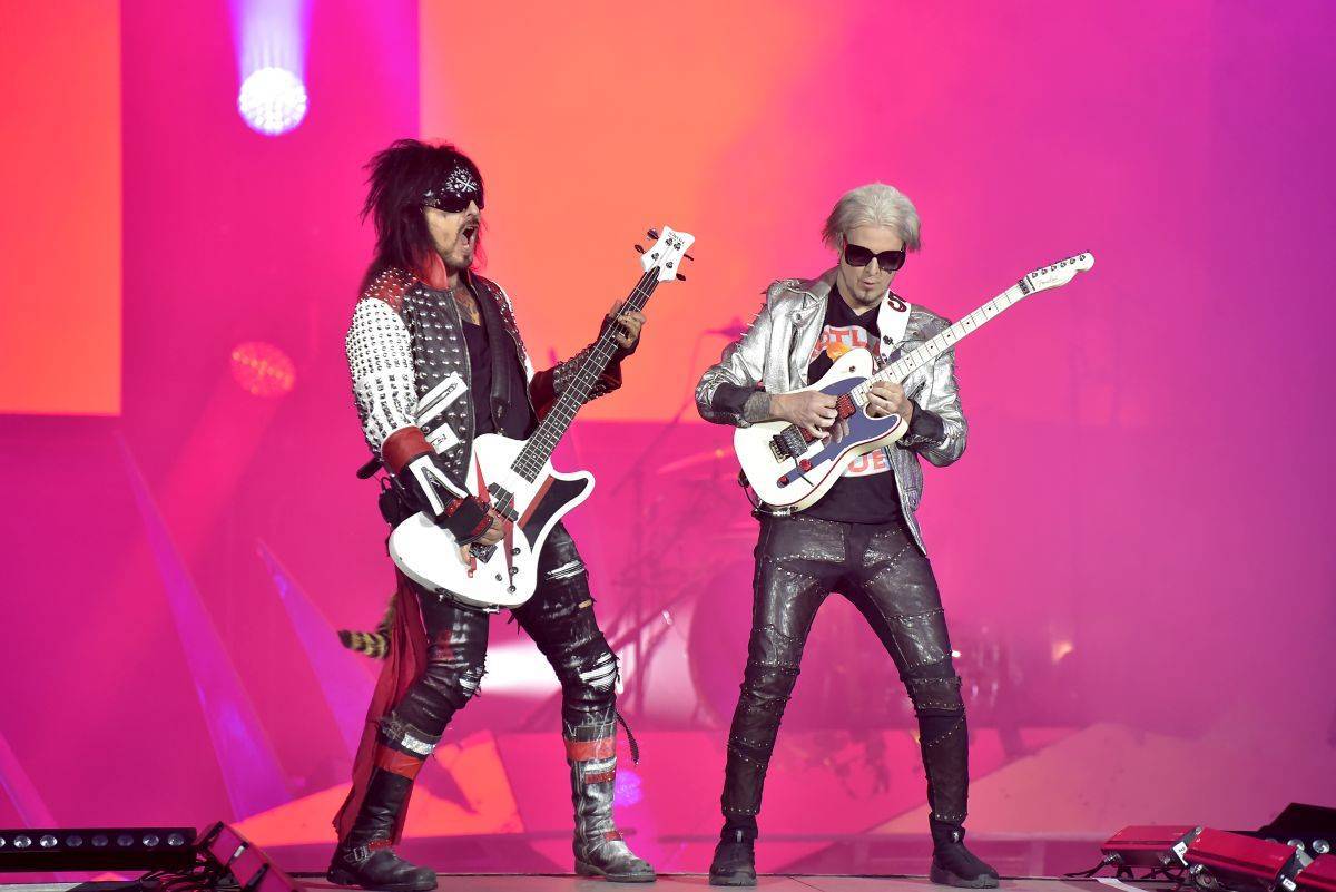 LIVE: Mötley Crüe a Def Leppard dali pražským Letňanům okusit časy, kdy světu kraloval heavymetal