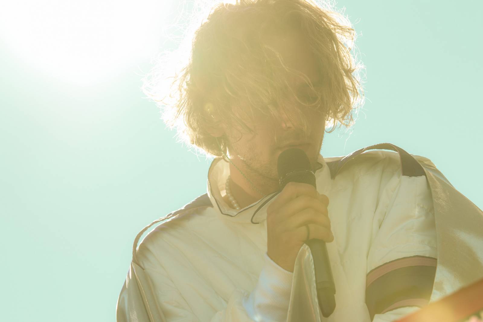 LIVE: Britští Foals představili v Praze naživo desku Life is Yours, zlatá hodinka fungovala víc než projekce