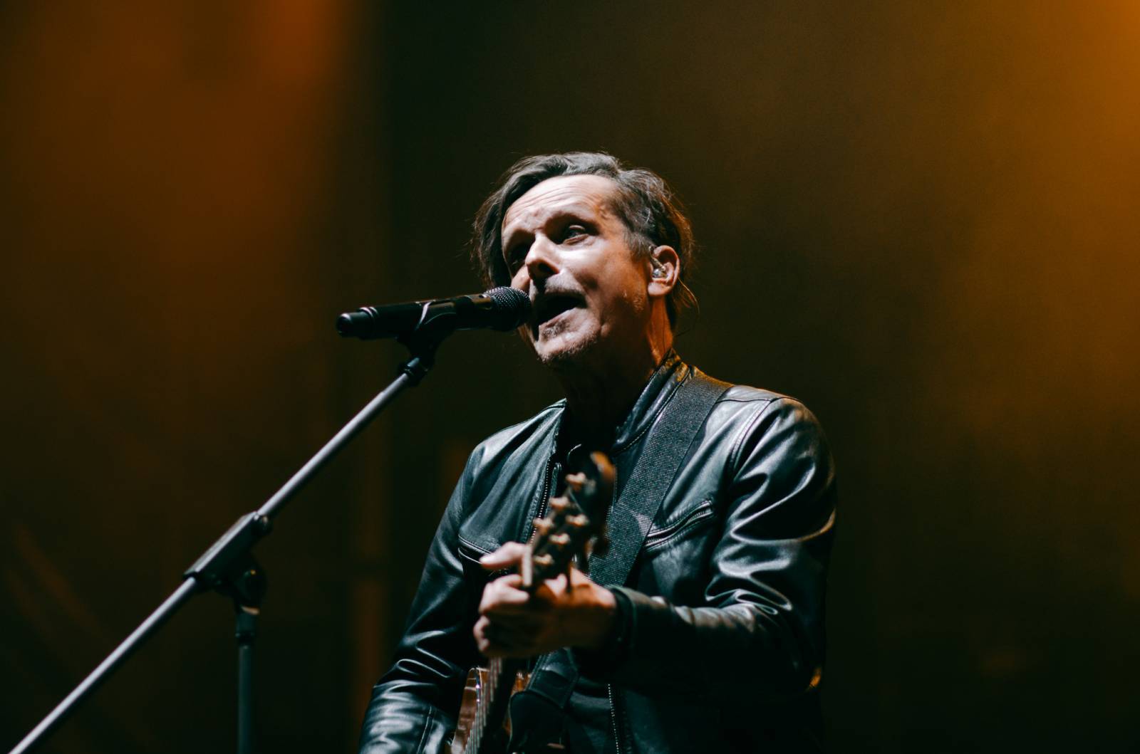 LIVE: Překvapení na Colours v podobě Jacoba Colliera a Nialla Horan, Ewa Farna se dojímala 