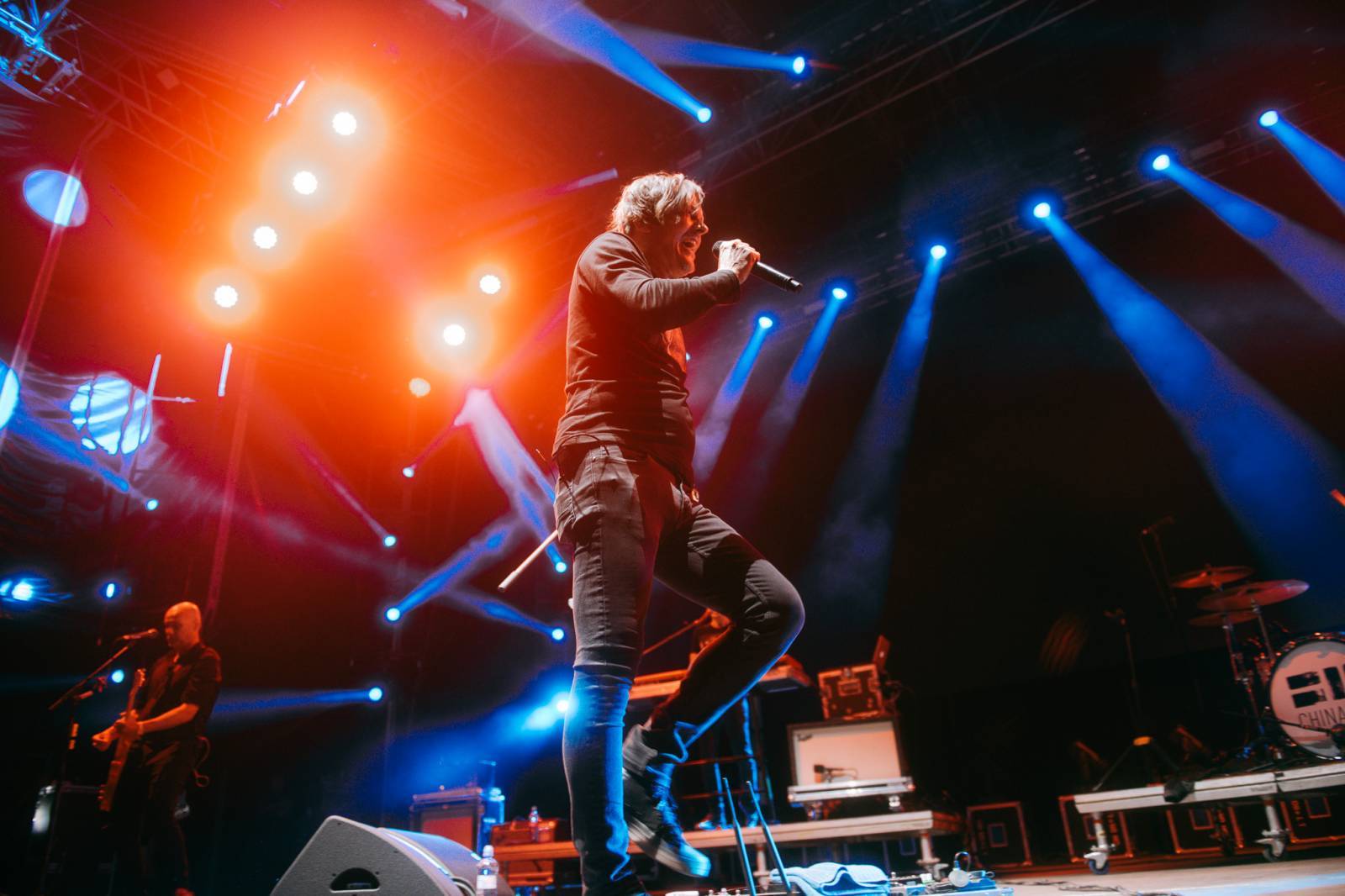 LIVE: Překvapení na Colours v podobě Jacoba Colliera a Nialla Horan, Ewa Farna se dojímala 