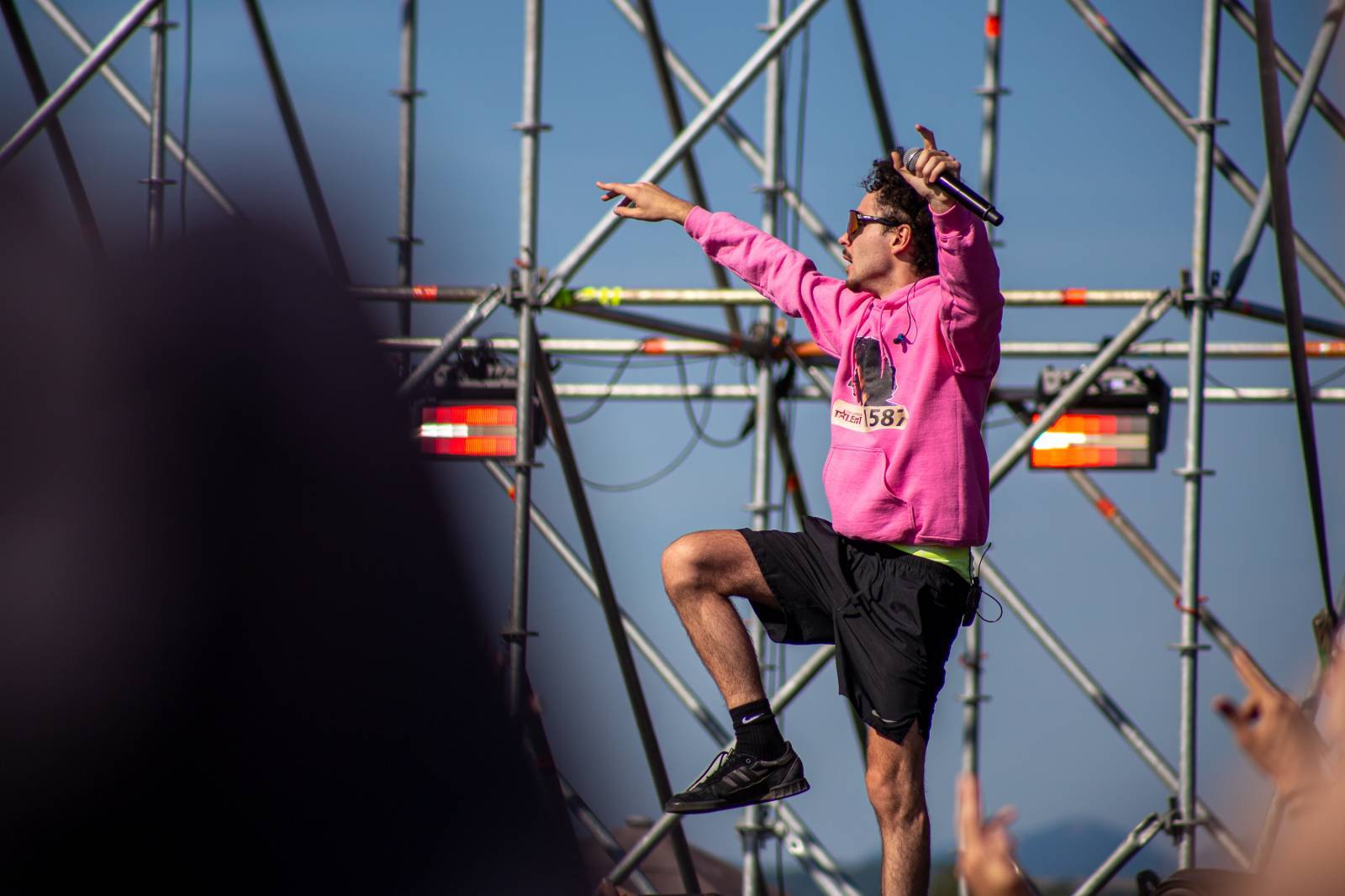 LIVE: Všechno, co se trblieta! Z Yungbluda pryštěla energie na všechny strany, Grape Festival pozval i M83 a Moderat