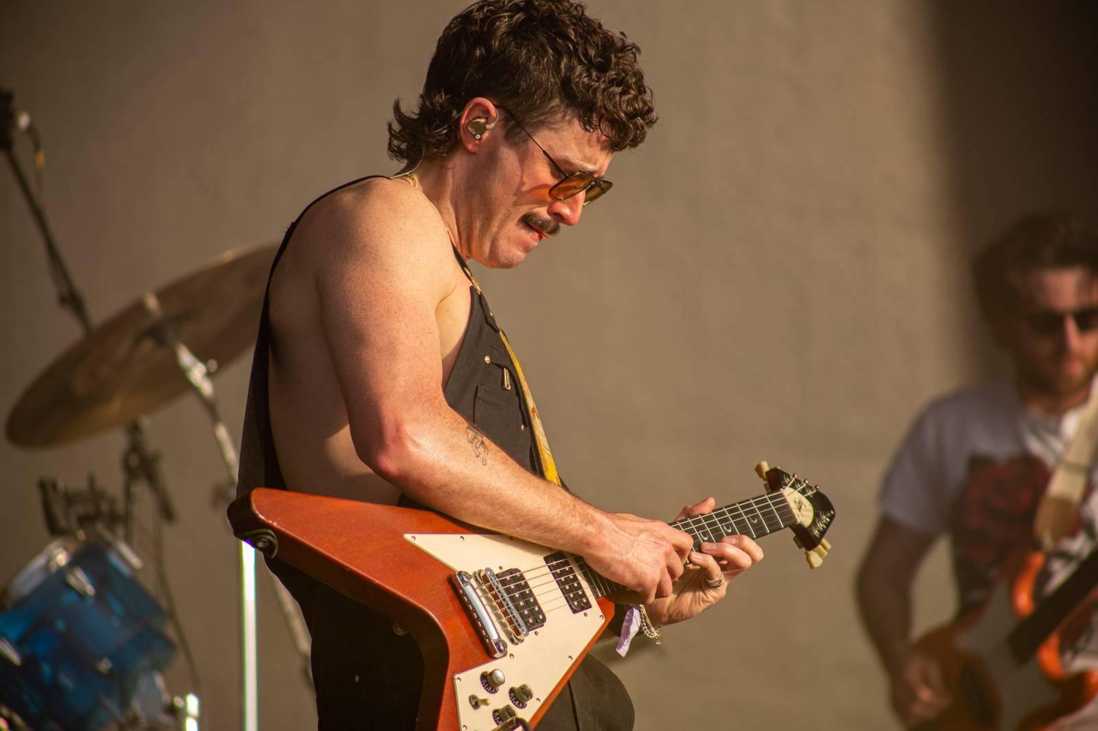 LIVE: Všechno, co se trblieta! Z Yungbluda pryštěla energie na všechny strany, Grape Festival pozval i M83 a Moderat