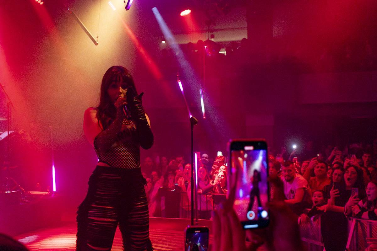 LIVE: Miláček publika Alessandra předvedla v Praze energickou show