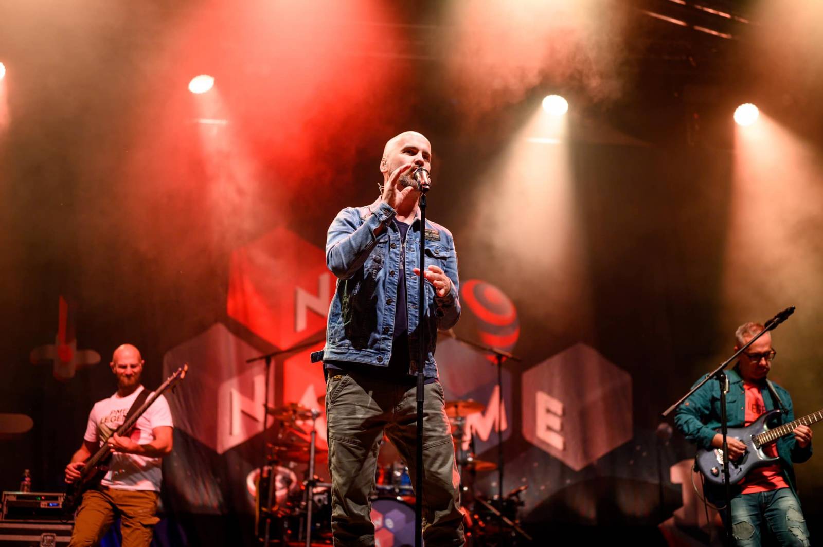 LIVE: Budišovské Letnice rozezpívaly svými hity No Name, Buty i Žlutý pes