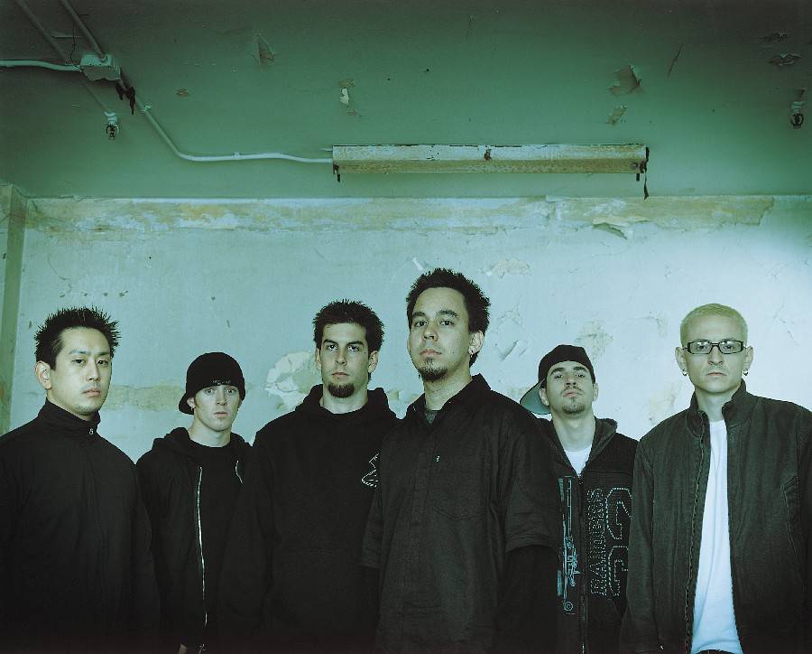 RETRO 2000 | Linkin Park poprvé v Česku. Vyprodané hale dokázali, že jejich úspěch není náhoda