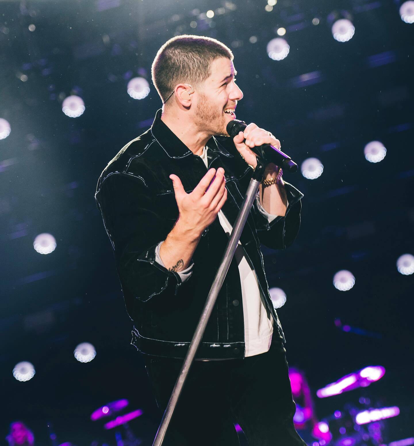 LIVE: Jonas Brothers vzali Vídeň zpátky do minulosti, neopomněli ale ani své současné hity