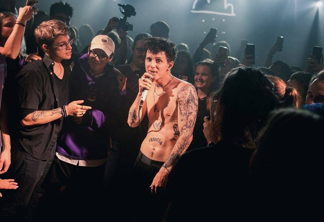 LIVE: Call Me Karizma konečně v Praze a hned ve vyprodaném Futuru