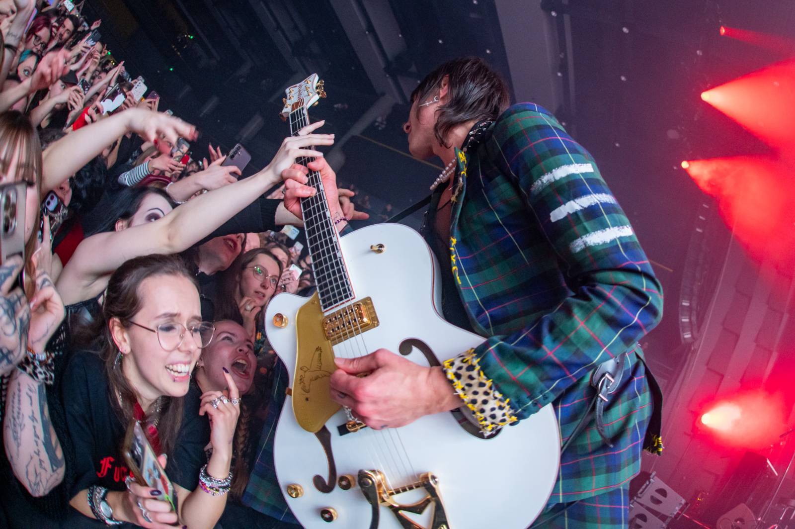 LIVE: Palaye Royale hořeli pro závěrečný koncert evropské šňůry, přišla se na ně podívat i LP